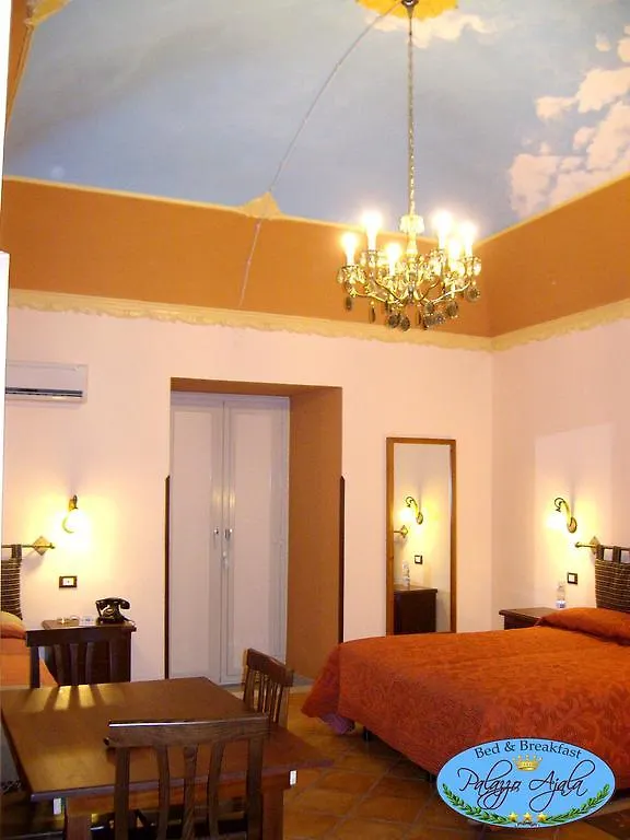 Palazzo Ajala B&B 2*, 卡尔塔尼塞塔