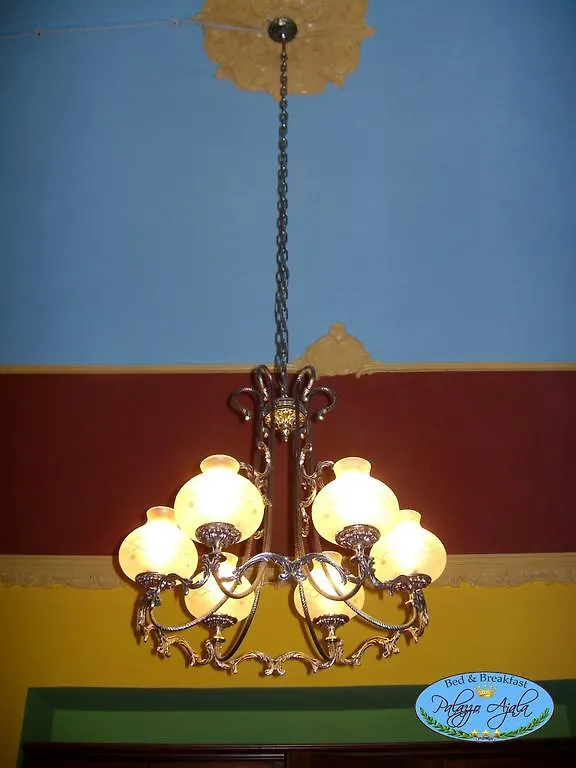 Palazzo Ajala B&B 2*, Caltanissetta