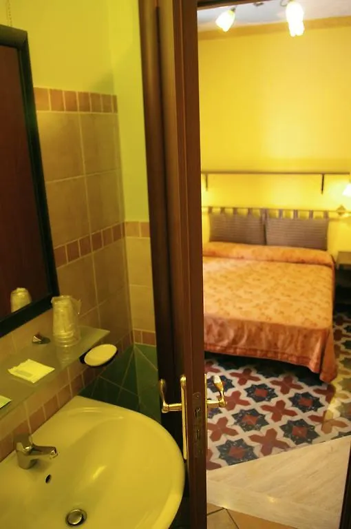 Palazzo Ajala B&B Italia