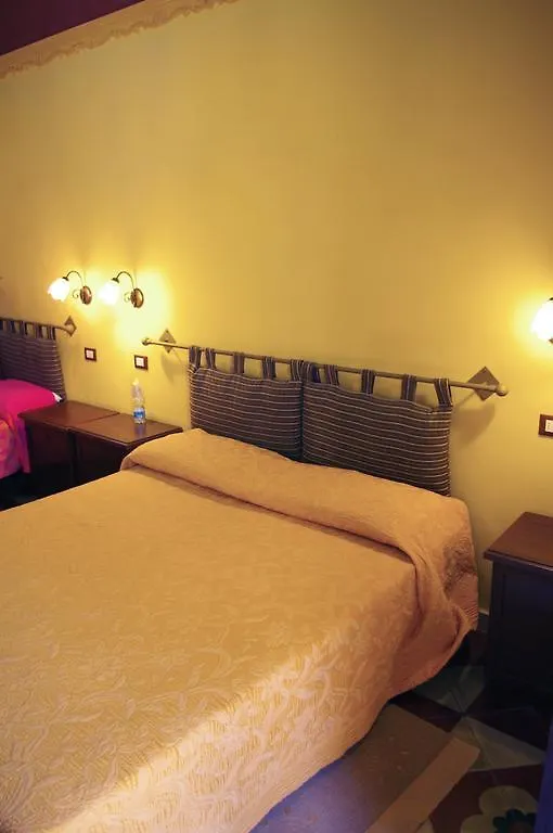 Bed & Breakfast Palazzo Ajala B&B