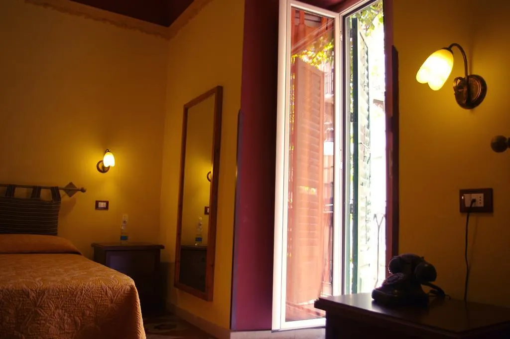 Palazzo Ajala B&B 2*, Caltanissetta